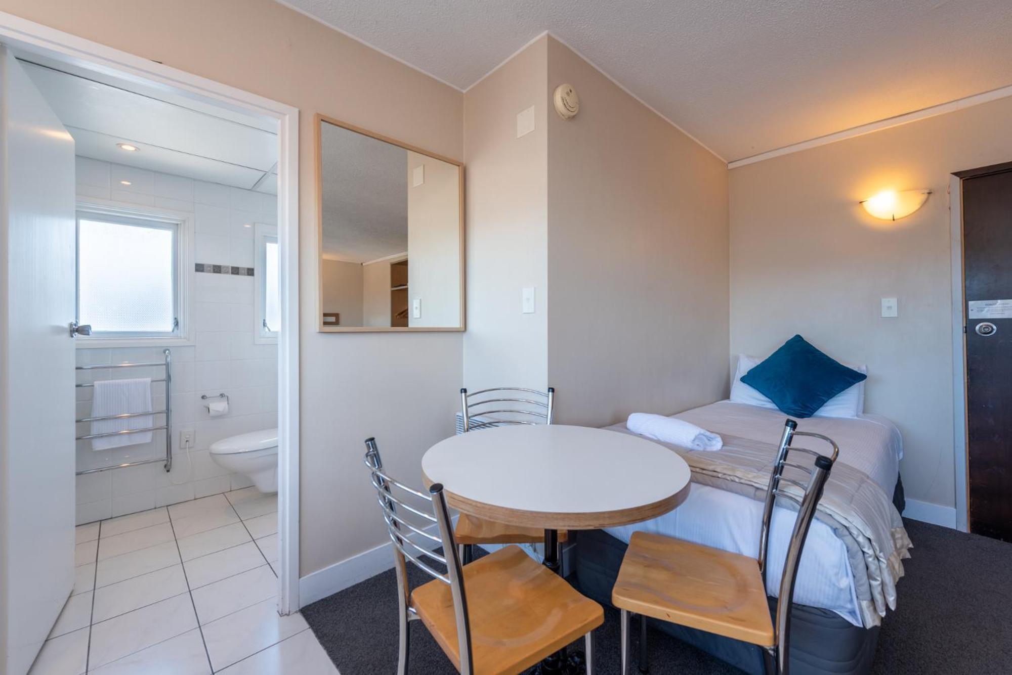 Capital View Motor Inn Веллингтон Экстерьер фото