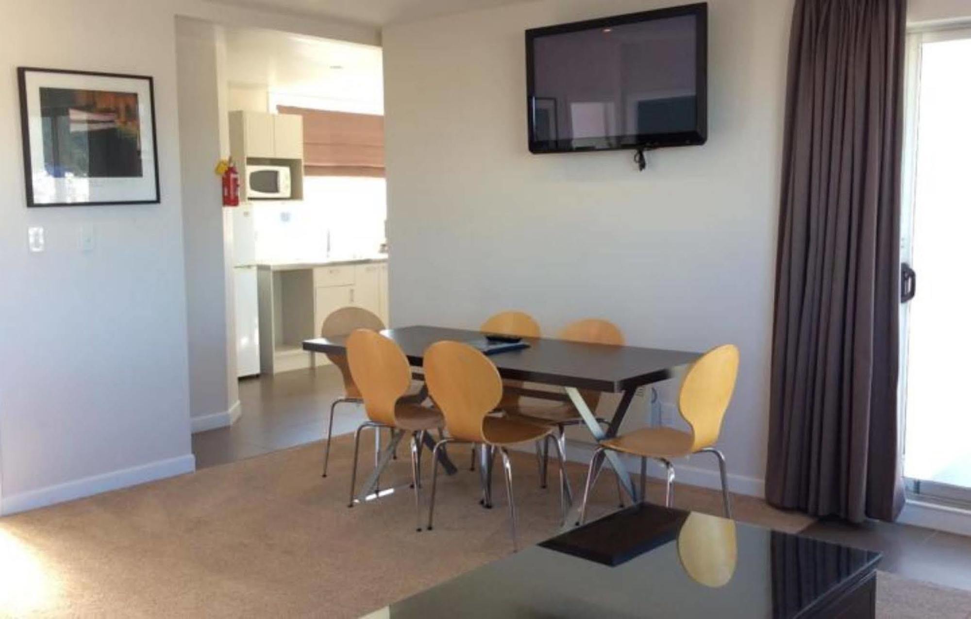 Capital View Motor Inn Веллингтон Экстерьер фото